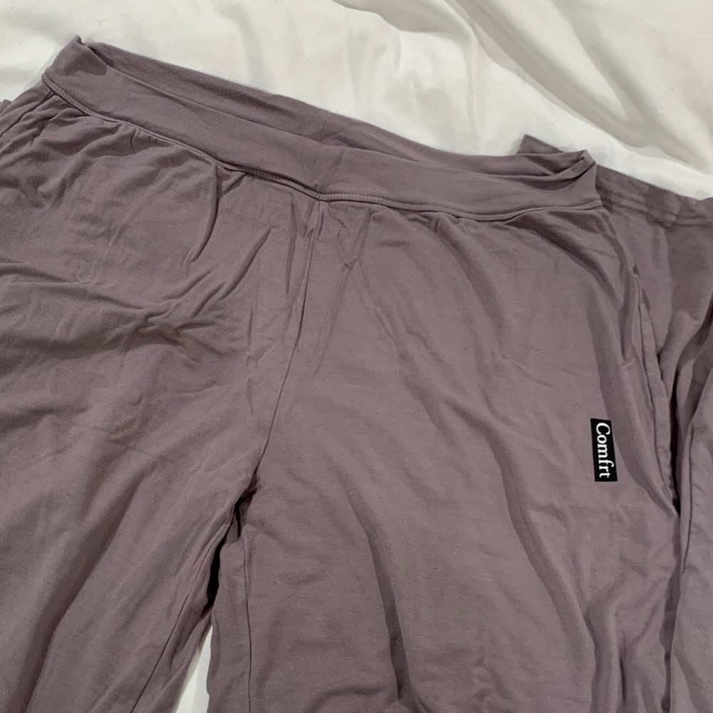 Comfrt grey Lounge Pants and shirt